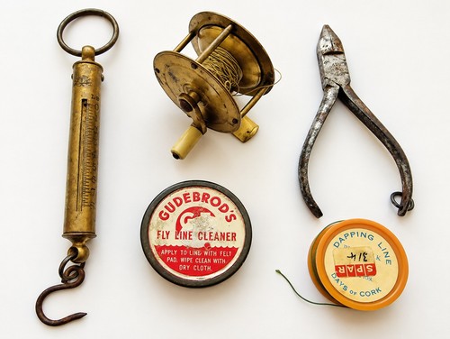 Vintage fishing gear lot - gear, hardy