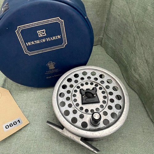 Very good vintage hardy - very,
